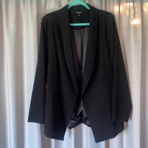PERFECT CONDITION worn once TORRID blazer